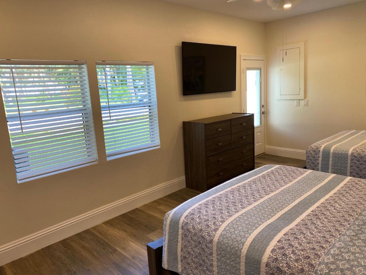 Caribbean Shores Waterfront Resort Jensen Beach Exterior foto
