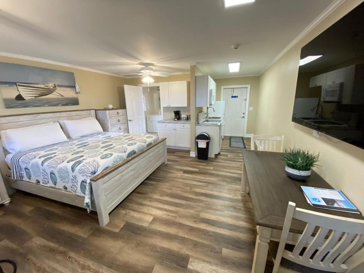 Caribbean Shores Waterfront Resort Jensen Beach Exterior foto