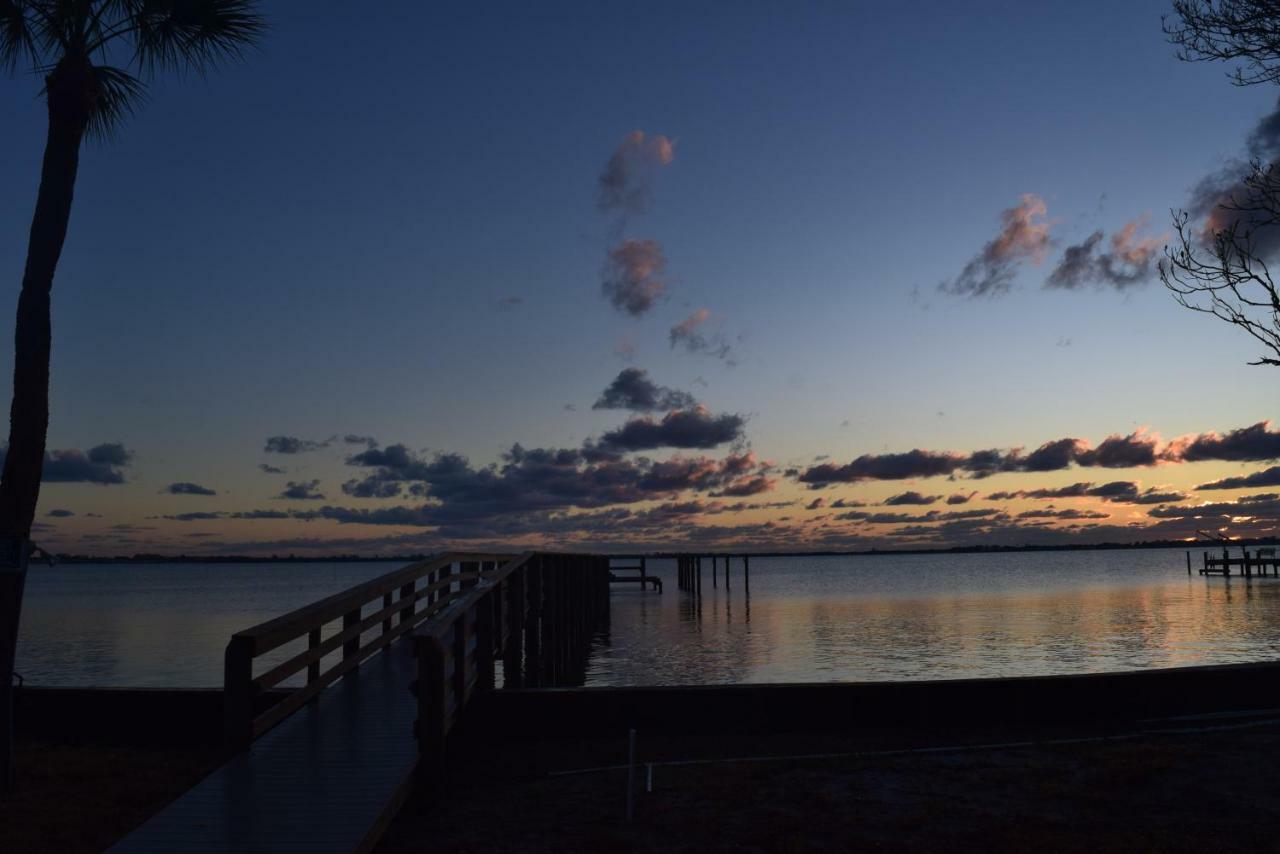 Caribbean Shores Waterfront Resort Jensen Beach Exterior foto
