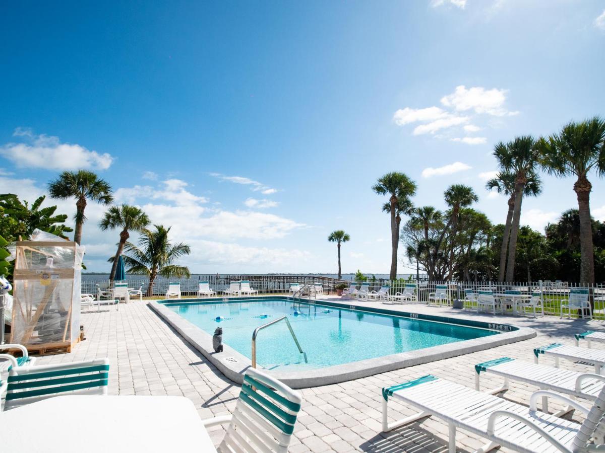 Caribbean Shores Waterfront Resort Jensen Beach Exterior foto