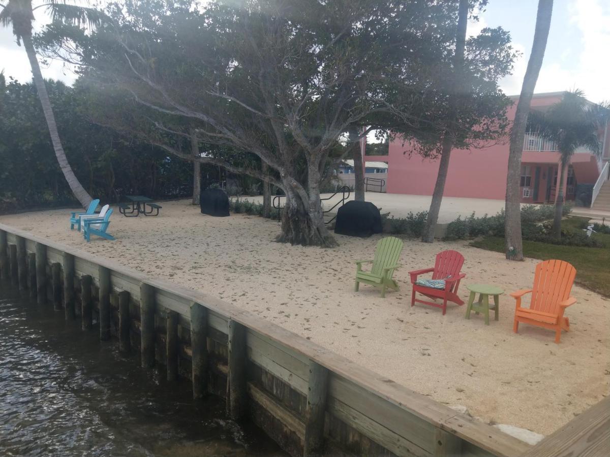 Caribbean Shores Waterfront Resort Jensen Beach Exterior foto